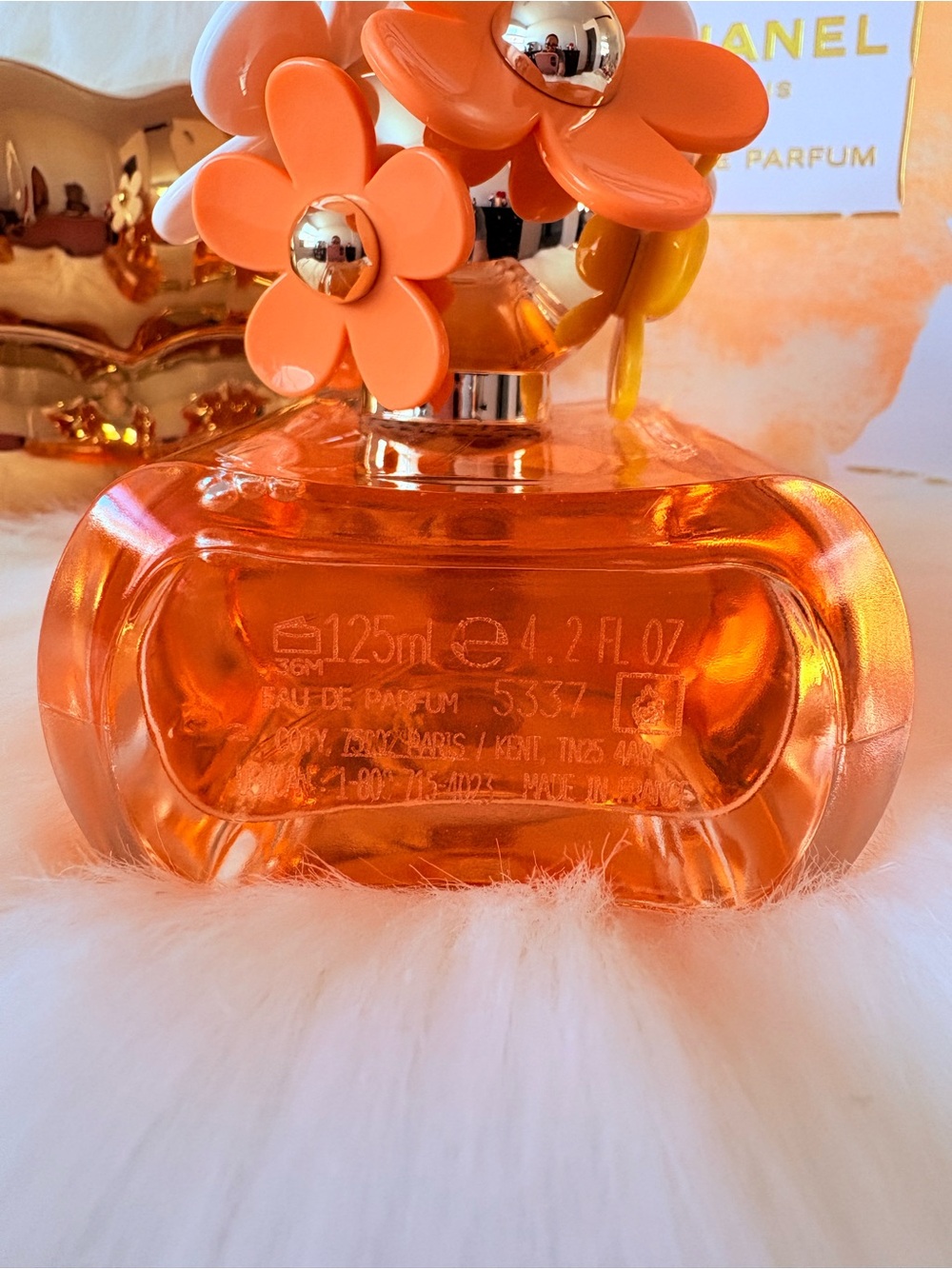 🩷🩷MARC JACOBS DAISY EVER SO FRESH EDP 4.2 oz 🩷🩷 - Picture 3 of 8